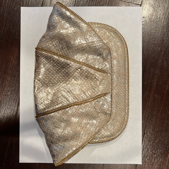 Vintage Lauren Merkin Gold/Silver Metallic Snakeskin Clutch - Picture 4 of 4